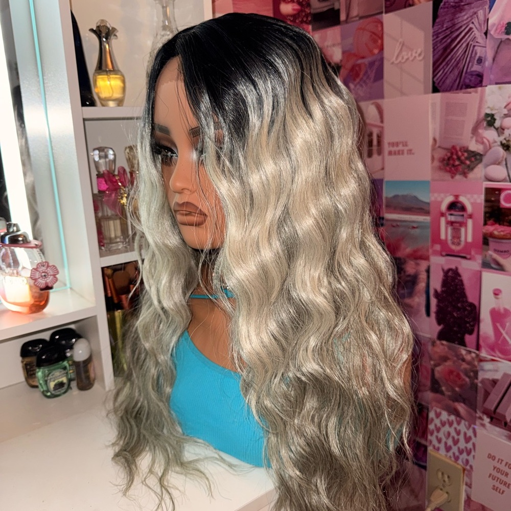 Long Ombre Lace Front Wig Black to Silver | Wavy Ash Blonde